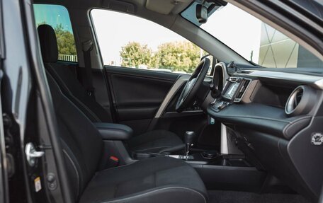 Toyota RAV4, 2015 год, 2 350 000 рублей, 19 фотография