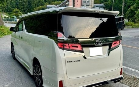 Toyota Vellfire II, 2021 год, 3 890 777 рублей, 6 фотография