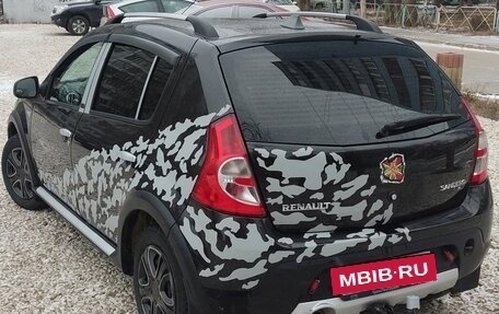 Renault Sandero I, 2012 год, 660 000 рублей, 2 фотография