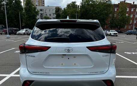 Toyota Highlander, 2025 год, 5 100 000 рублей, 5 фотография