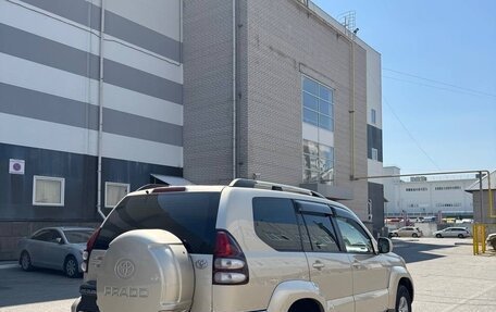 Toyota Land Cruiser Prado 120 рестайлинг, 2008 год, 2 755 000 рублей, 8 фотография