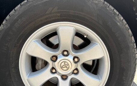 Toyota Land Cruiser Prado 120 рестайлинг, 2008 год, 2 755 000 рублей, 21 фотография