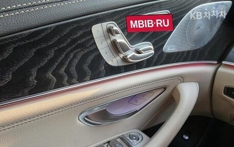 Mercedes-Benz CLS, 2022 год, 4 150 000 рублей, 20 фотография