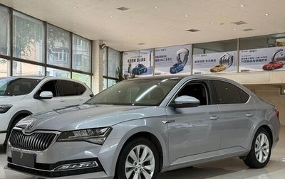 Skoda Superb III рестайлинг, 2021 год, 1 622 000 рублей, 1 фотография