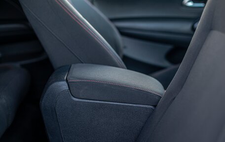 Volkswagen Scirocco III рестайлинг, 2013 год, 1 150 000 рублей, 23 фотография