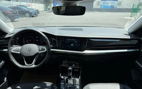 Volkswagen Passat B8 рестайлинг, 2022 год, 1 923 690 рублей, 10 фотография