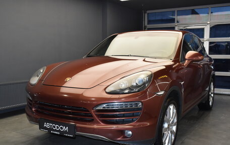 Porsche Cayenne III, 2011 год, 1 900 000 рублей, 2 фотография