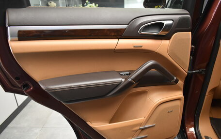 Porsche Cayenne III, 2011 год, 1 900 000 рублей, 23 фотография