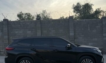 Toyota Highlander, 2025 год, 4 785 000 рублей, 4 фотография