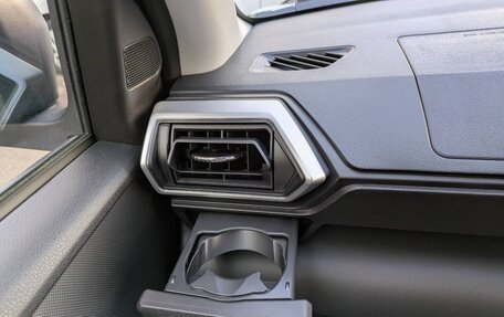 Daihatsu Rocky, 2021 год, 1 310 000 рублей, 29 фотография