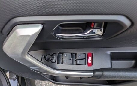 Daihatsu Rocky, 2021 год, 1 310 000 рублей, 16 фотография