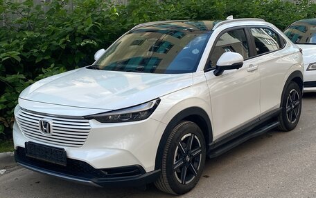 Honda Vezel, 2024 год, 4 100 000 рублей, 2 фотография