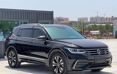 Volkswagen Tiguan II, 2022 год, 2 890 000 рублей, 1 фотография
