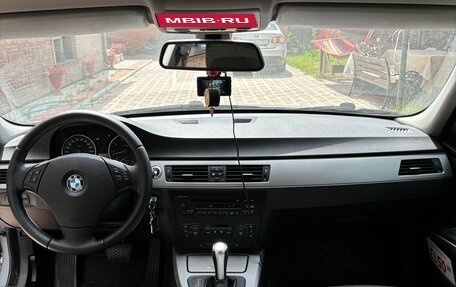 BMW 3 серия, 2006 год, 800 000 рублей, 12 фотография