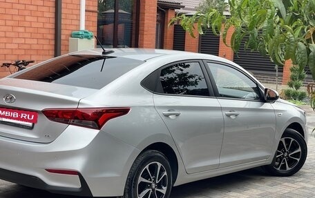 Hyundai Solaris II рестайлинг, 2019 год, 1 350 000 рублей, 4 фотография