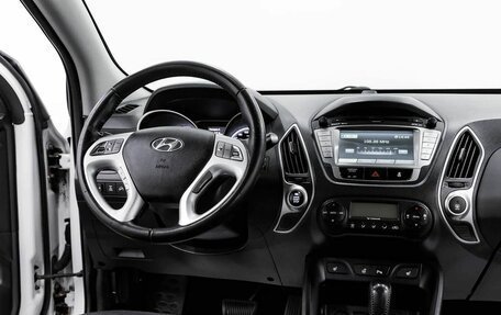 Hyundai ix35 I рестайлинг, 2012 год, 865 000 рублей, 6 фотография