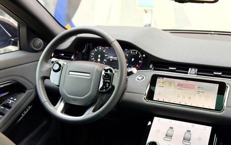 Land Rover Range Rover Evoque II, 2021 год, 2 380 000 рублей, 9 фотография