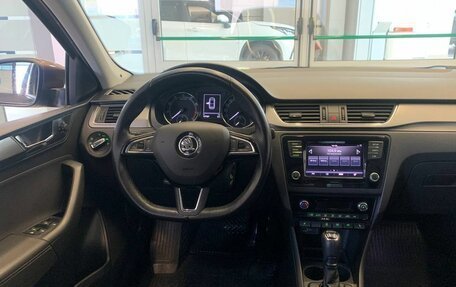 Skoda Rapid I, 2018 год, 1 350 000 рублей, 9 фотография