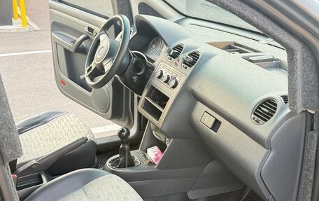 Volkswagen Caddy III рестайлинг, 2012 год, 550 000 рублей, 4 фотография