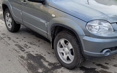 Chevrolet Niva I рестайлинг, 2012 год, 630 000 рублей, 2 фотография