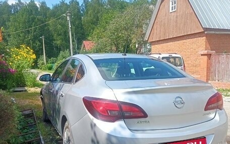 Opel Astra J, 2012 год, 550 000 рублей, 6 фотография