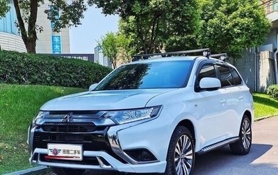 Mitsubishi Outlander III рестайлинг 3, 2021 год, 1 790 000 рублей, 1 фотография