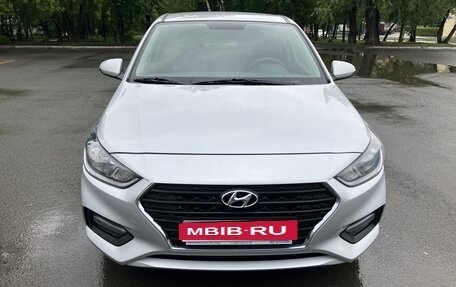 Hyundai Solaris II рестайлинг, 2019 год, 1 500 000 рублей, 1 фотография