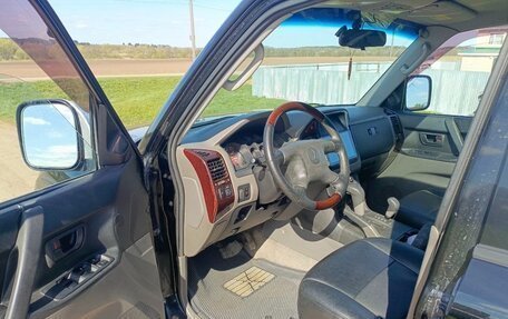 Mitsubishi Montero III, 2001 год, 990 000 рублей, 10 фотография