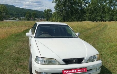 Toyota Vista V30, 1998 год, 340 000 рублей, 2 фотография
