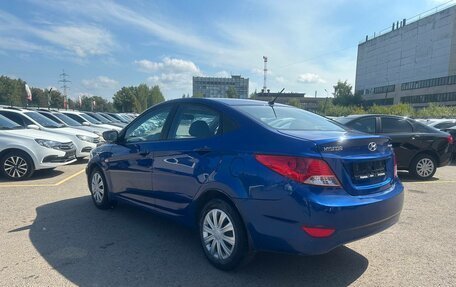 Hyundai Solaris II рестайлинг, 2011 год, 650 000 рублей, 2 фотография