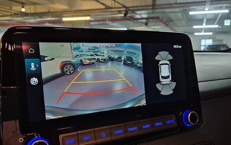 Hyundai Kona I, 2022 год, 1 810 000 рублей, 7 фотография
