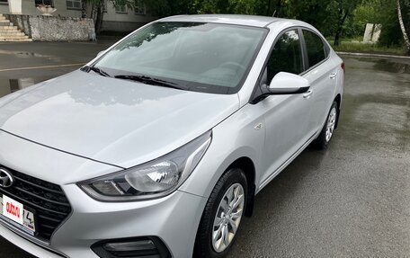 Hyundai Solaris II рестайлинг, 2019 год, 1 500 000 рублей, 2 фотография