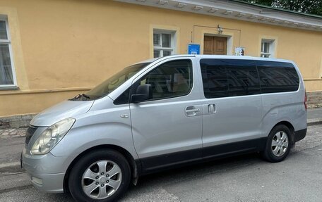 Hyundai H-1 II рестайлинг, 2008 год, 1 100 000 рублей, 6 фотография