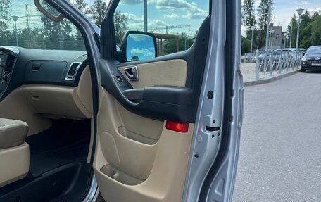 Hyundai H-1 II рестайлинг, 2008 год, 1 100 000 рублей, 9 фотография