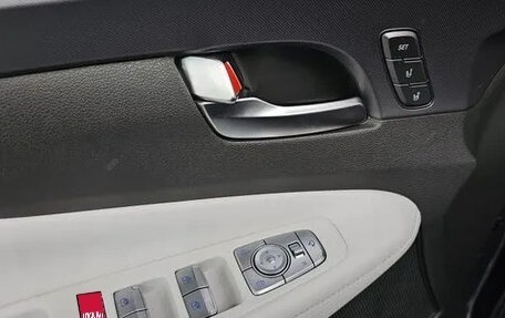 Hyundai Santa Fe IV, 2022 год, 3 000 000 рублей, 17 фотография