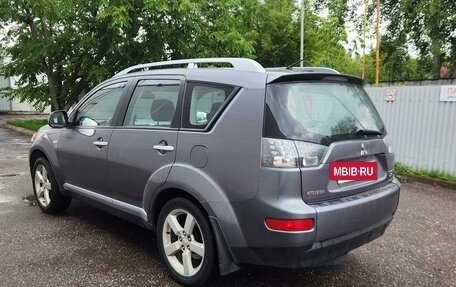 Mitsubishi Outlander III рестайлинг 3, 2008 год, 1 050 000 рублей, 6 фотография