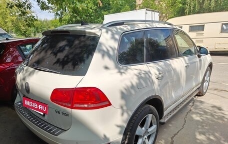 Volkswagen Touareg III, 2011 год, 1 750 000 рублей, 6 фотография