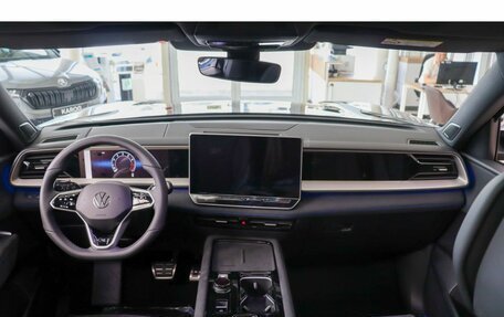 Volkswagen Teramont, 2025 год, 6 300 000 рублей, 10 фотография