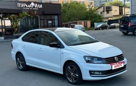 Volkswagen Polo VI (EU Market), 2017 год, 1 050 000 рублей, 3 фотография