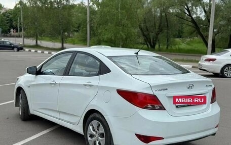 Hyundai Solaris II рестайлинг, 2014 год, 799 900 рублей, 6 фотография
