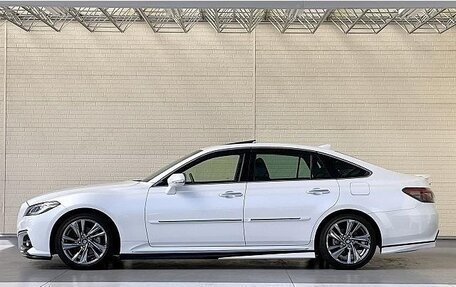 Toyota Crown, 2022 год, 2 530 000 рублей, 5 фотография