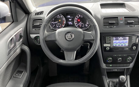 Skoda Yeti I рестайлинг, 2015 год, 799 000 рублей, 16 фотография