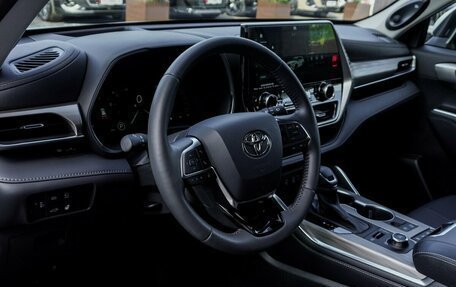 Toyota Highlander, 2025 год, 5 110 000 рублей, 14 фотография