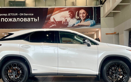 Lexus RX IV рестайлинг, 2018 год, 3 899 000 рублей, 4 фотография