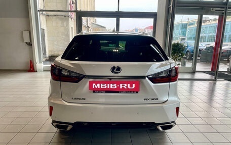 Lexus RX IV рестайлинг, 2018 год, 3 899 000 рублей, 6 фотография