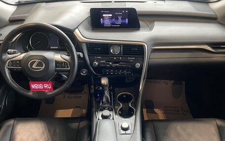 Lexus RX IV рестайлинг, 2018 год, 3 899 000 рублей, 14 фотография