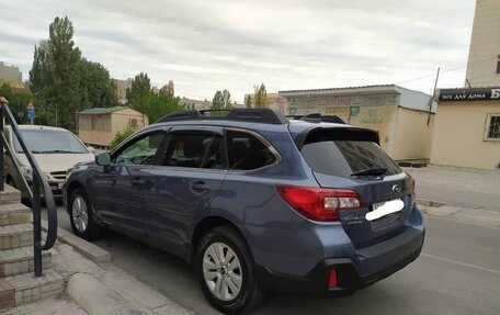 Subaru Outback IV рестайлинг, 2018 год, 2 500 000 рублей, 3 фотография