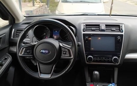 Subaru Outback IV рестайлинг, 2018 год, 2 500 000 рублей, 8 фотография