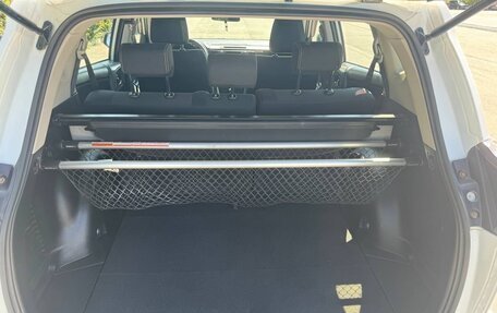 Toyota RAV4, 2016 год, 1 990 000 рублей, 14 фотография