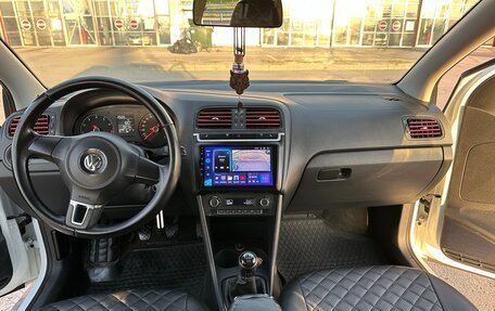 Volkswagen Polo VI (EU Market), 2015 год, 1 110 000 рублей, 10 фотография